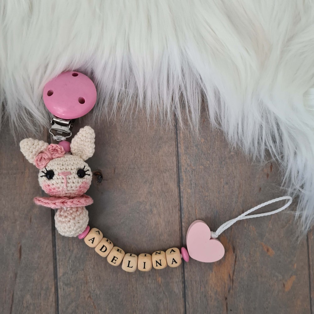 Schnullerkette Hase mit Herz