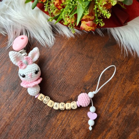 Schnullerkette Hase mit Häkelperle