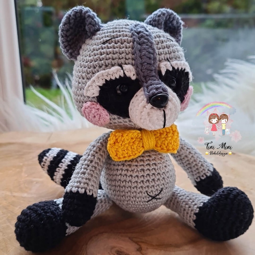 Kuscheltier Waschbär // Spieluhr