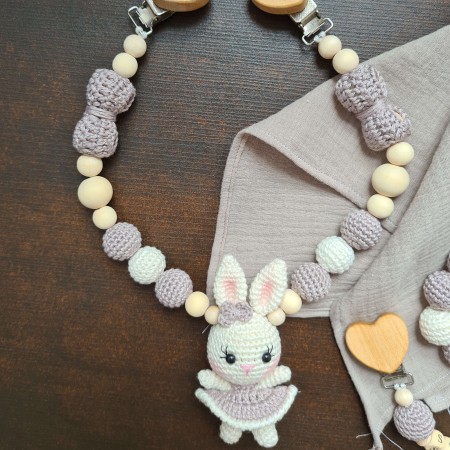 Wagenkette Hase mit Kleid - verschiedene Farben